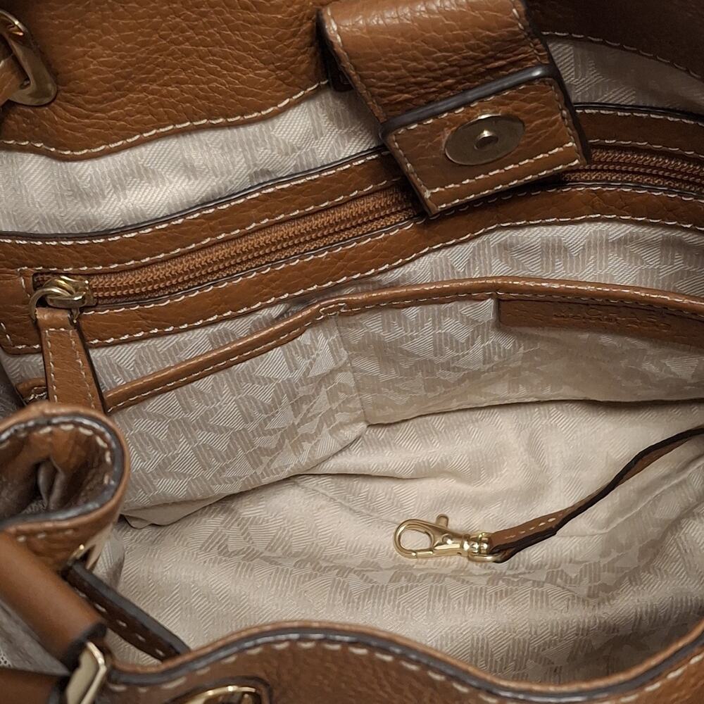 Michael Kors Marina Large Drawstring Tote (Dark Khaki) - Picture 8 of 11